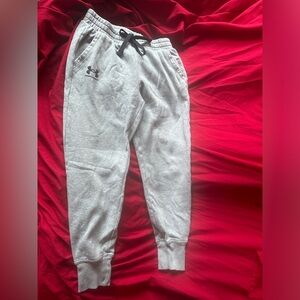 Under Armour size small